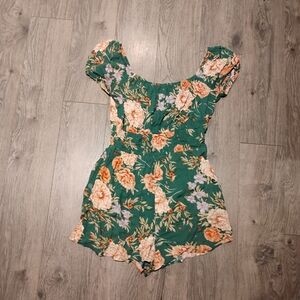 American Eagle Outfitters Floral Green Romper